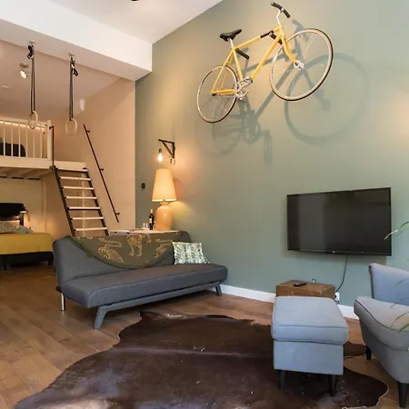 Jan Steen Bed and Breakfast 4*